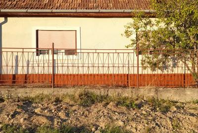 Casă cu 4 camere în Sebiș - 2