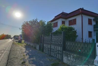 Vând  casă mare cu etaj  8 camere curte cu filigorie  Tinăud -Alesd - 6