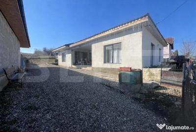 Casă cu 3 camere cu Teren 2000 Mp în Lechința - 3