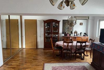 Apartament cu 2 camere decomandat în Crângași