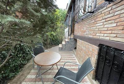 Apartament cu 3 camere decomandat, mobilat în Peco - 19