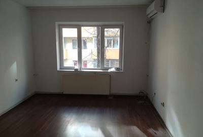 Apartament cu 3 camere decomandat în Vitan - 5