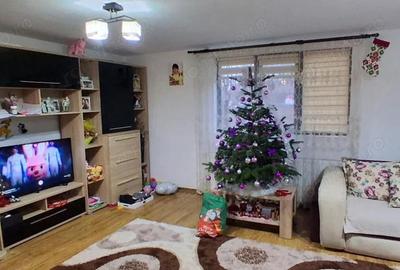 Casa spa?ioasa cu teren generos Valea Calugareasca, sat Pantazi - 9