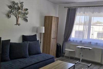 Garsonieră decomandată în Central - 1