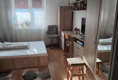 Garsonieră semidecomandată în 1 Mai - 1