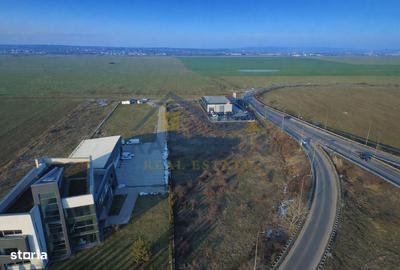 Teren de 5633 mp, în Central - 2