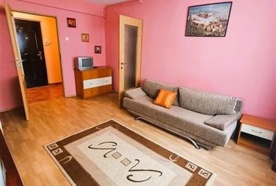 Garsoniera mobilata si utilata. Centrala proprie si parcare platita. Zona Bartol - 1