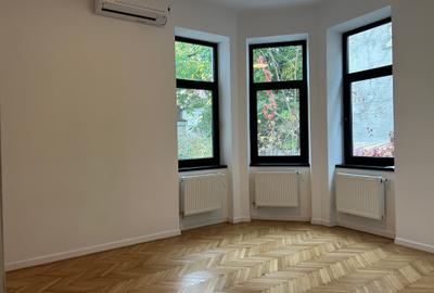 Vila recent renovata cu arhitectura superba pentru activități profesionale - 7