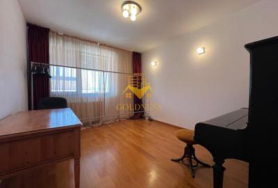 Apartament cu 3 camere semidecomandat, mobilat în Andrei Mureșanu - 4