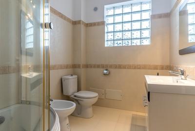 Apartament cu 3 camere decomandat, mobilat în Gruia - 10