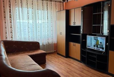 Apartament cu 2 camere decomandat, mobilat în Apărătorii Patriei - 3