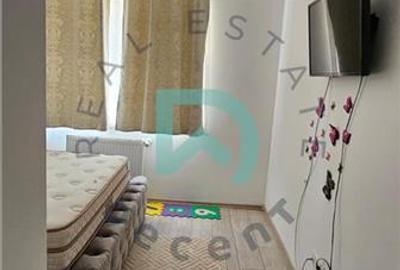 Apartament cu 2 camere semidecomandat, mobilat în Tractorul - 12