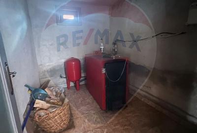 Casă cu 5 camere cu Teren 716 Mp în Vidra - 7