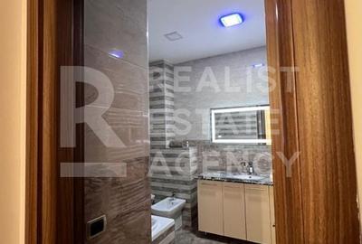 Apartament cu 3 camere – 13 Decembrie,  Coresi la 5 minute pe jos. - 12