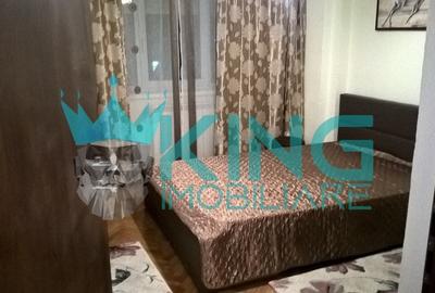 Apartament cu 3 camere decomandat în Libertății