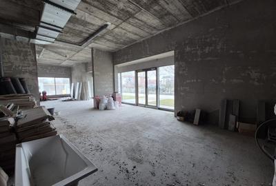 Spațiu comercial, de 432.26998901367 mp, în Sisești - 1