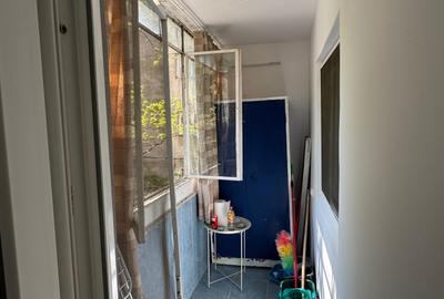 Apartament cu 2 camere decomandat în Crângași - 1