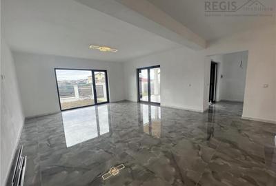 Casă cu 4 camere cu Canalizare în Cristian - 27