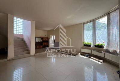 Casă cu 5 camere cu Teren 270 Mp în Mehala - 9