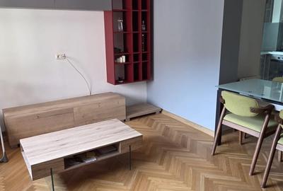 Apartament cu 3 camere decomandat în Central - 5