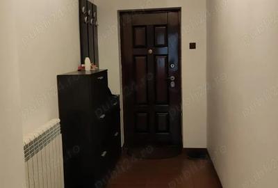 Apartament cu 3 camere decomandat în Central - 1