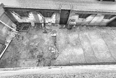 Spațiu comercial, de 140 mp, în Central - 4