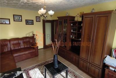 Apartament cu 3 camere decomandat în Crâng - 16