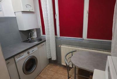 Garsonieră, mobilată în 7 Noiembrie