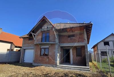 CASA CU ETAJ DE VANZARE LA GRI LA 12 KM DE ARAD ZIMANDUL NOU - 7