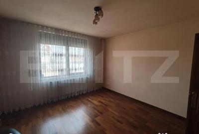 Casă cu 5 camere cu Teren 480 Mp în Iosia - 2