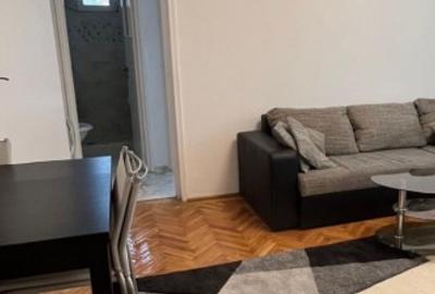 Apartament cu 3 camere decomandat în Astra - 5
