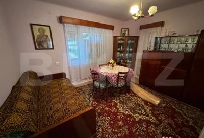 Casă cu 7 camere cu Teren 2461 Mp în Central - 6