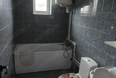 Apartament cu 3 camere decomandat în Central - 2