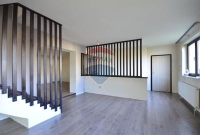 Casă cu 8 camere în Someșeni