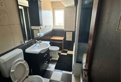 Apartament cu 3 camere în Mihoveni - 1