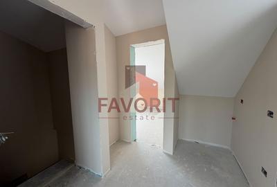 Duplex cu 7 camere cu Canalizare în Bucovina - 18