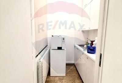 Spațiu comercial, de 100 mp, în P-ța Victoriei - 9