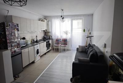 Apartament 2 camere, etaj intermediar, parcare inclusa, zona Catanelor
