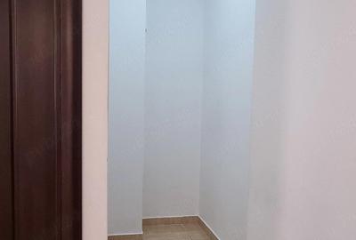 Garsonieră decomandată în Vitan - 4