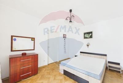 Apartament cu 2 camere semidecomandat, mobilat în Pajura - 5