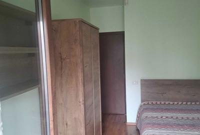 Apartament cu 2 camere decomandat în Petros - 1