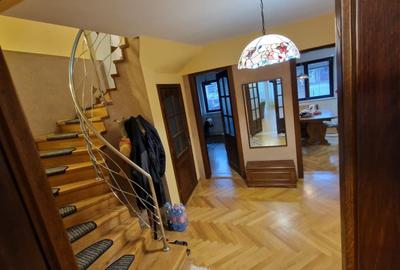 Casă cu 5 camere cu Canalizare în Kiseleff - 2