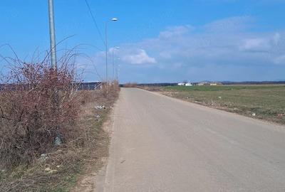 Teren de 8100 mp, în Central - 3