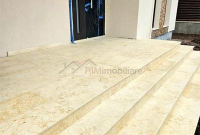 Casă cu 5 camere cu Teren 325 Mp în Central - 15