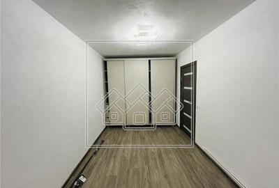 Ap decomandat, la cheie, 55 mp utili + balcon, Cisnadie - 10