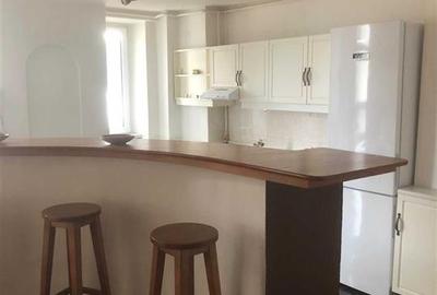 Apartament cu 3 camere decomandat în Centrul Civic - 3