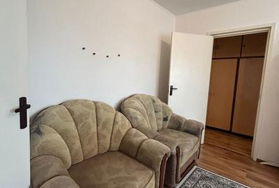 Apartament cu 2 camere semidecomandat în Deve - 1