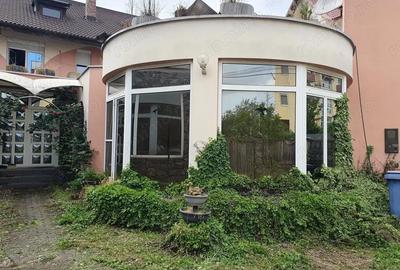 Casă cu 5 camere cu Teren 420 Mp în Elisabetin