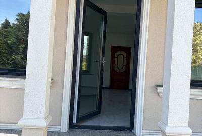 Spațiu comercial, de 60 mp, în Central - 10
