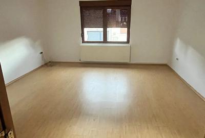 Casa de inchiriat - 4